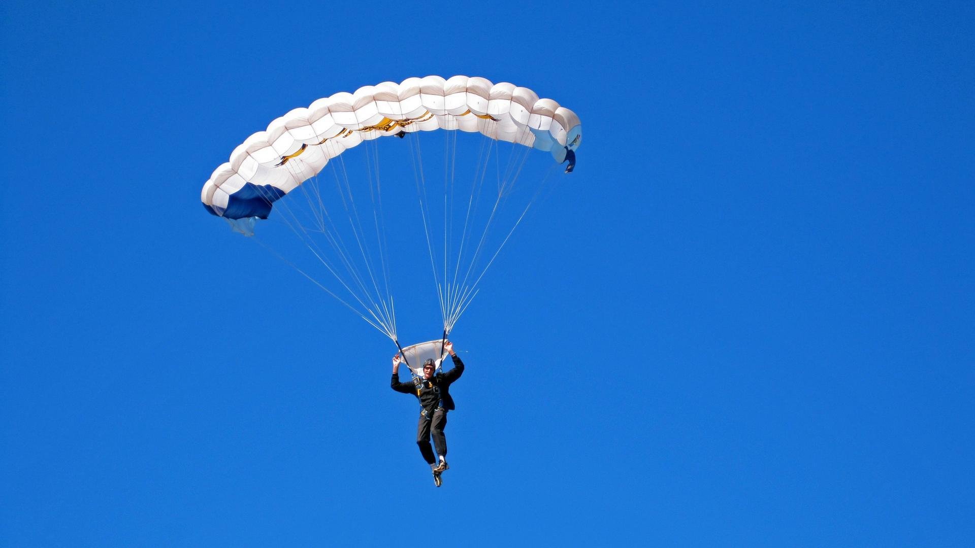 爱游戏-《关于电竞的未来：行业专家的十大预测》，电竞未来趋势 知乎