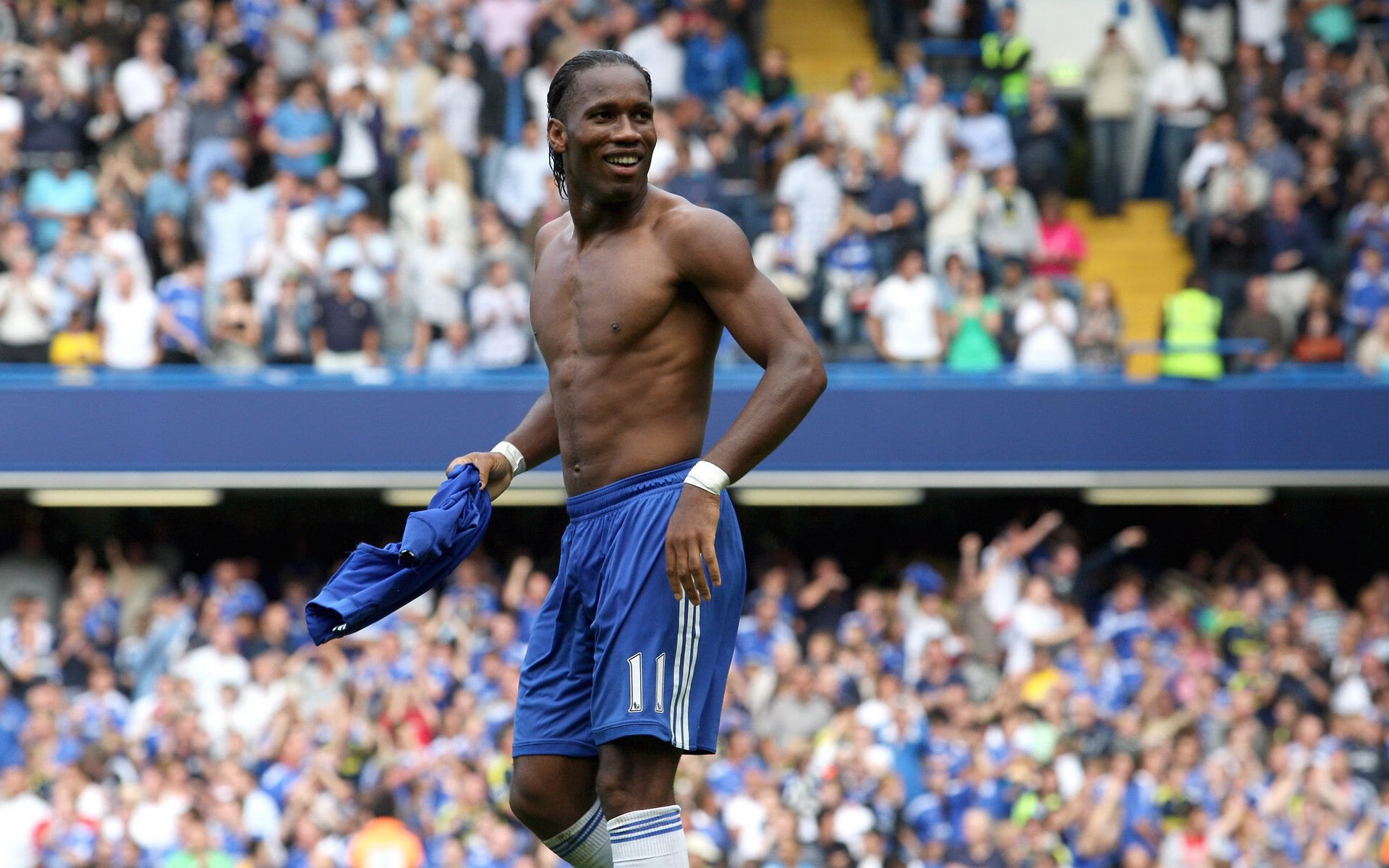 《电竞“潜规则”揭秘：行业内鲜为人知的内幕》，细说电竞